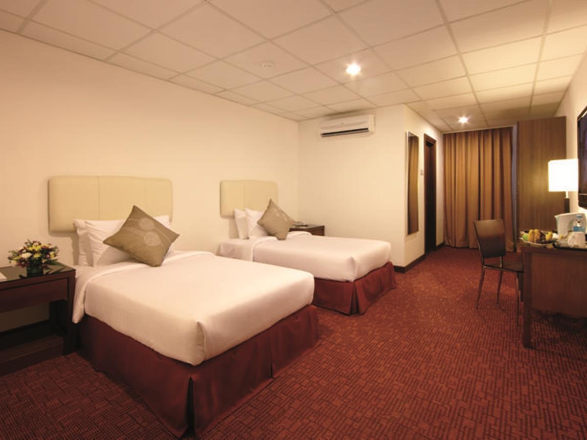Jewels Hotel Kota Bharu Exterior photo